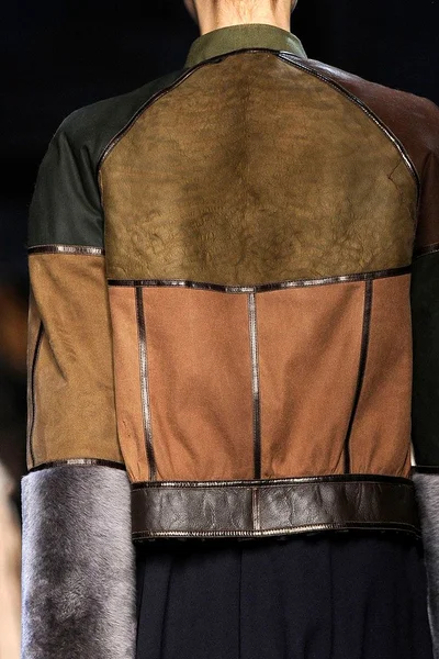 Look 52